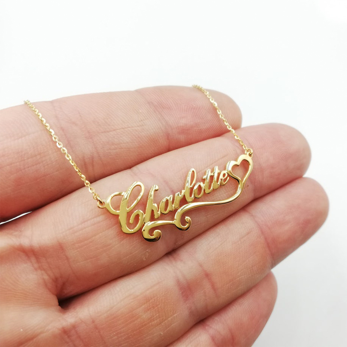 Collier avec pendentif en forme de cœur personnalisé en or 10 carats avec nom classique-3