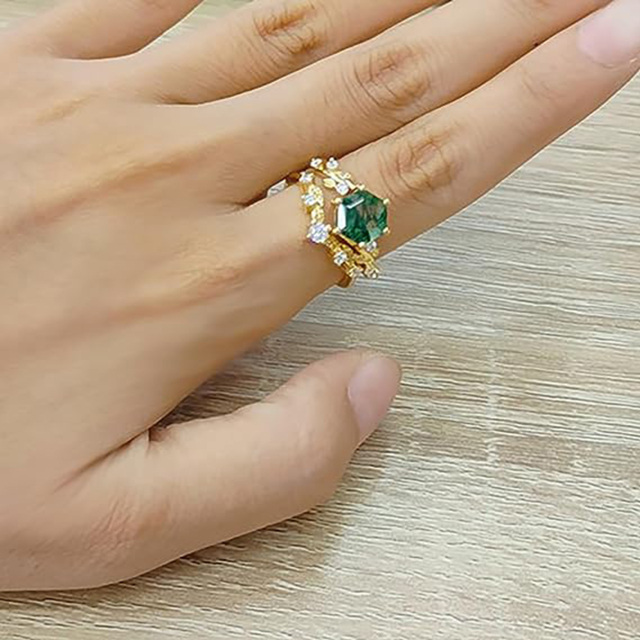 Anillo de compromiso de hiedra con grabado personalizado de ágata musgo chapada en oro amarillo de plata de ley-1