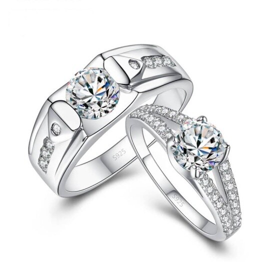 Prata esterlina Moissanite Gravação personalizada e anéis de casal para casais