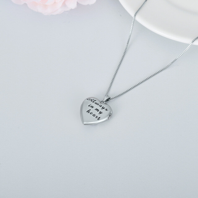 Collar con medallón con fotografía personalizado con forma de corazón y circonita cúbica en plata de ley-6