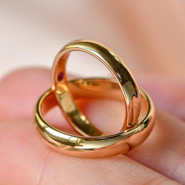 Zircónias cúbicas em ouro de 10K Gravação personalizada da pedra de nascimento e anéis de casal para casais-2
