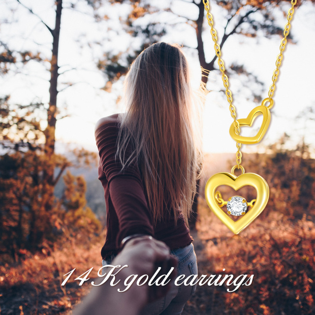 Collar con colgante de corazón de moissanita en forma circular de oro de 9 quilates-3