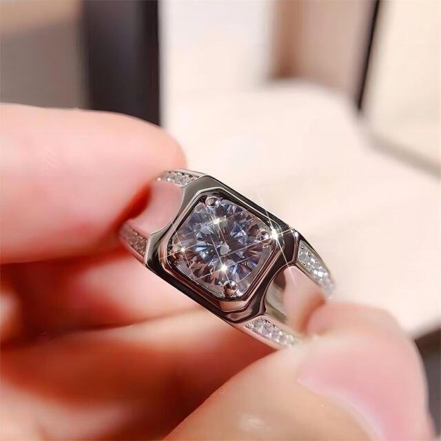 Anello di fidanzamento da uomo in moissanite a forma circolare in argento sterling-3