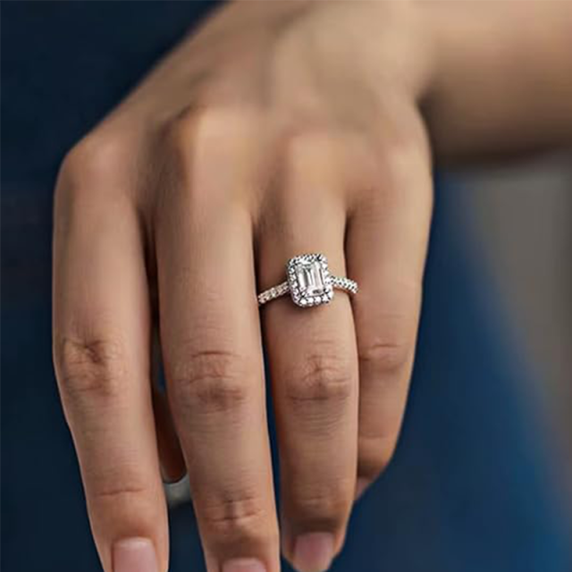 Anello di fidanzamento quadrato in moissanite a forma di principessa in argento sterling-2