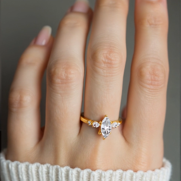 Bague Homme Diamants 10K Or Jaune – 0,23 Ct – 46 Diamants – Taille 10